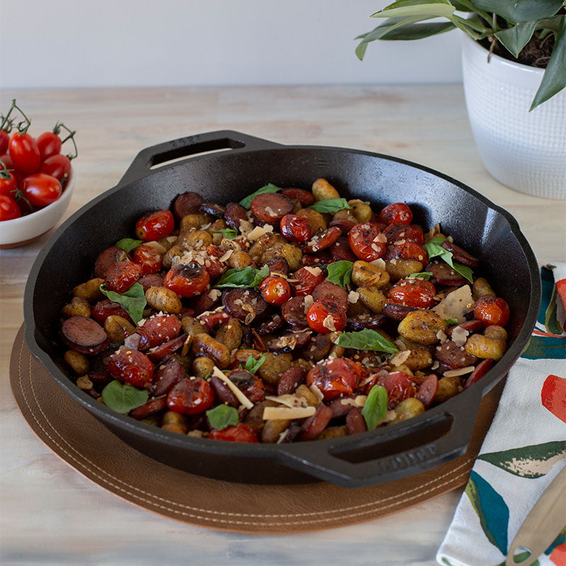 Cast Iron Dual-Handle Pan - Image 25