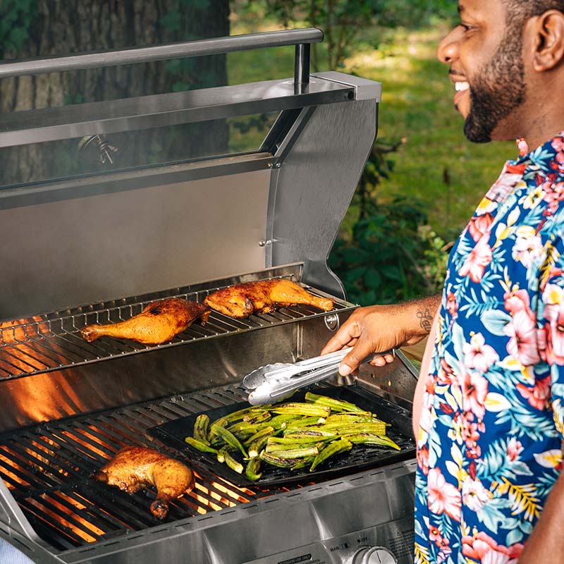 15 x 12 Inch Seasoned Cast Iron Grill Topper - Image 3