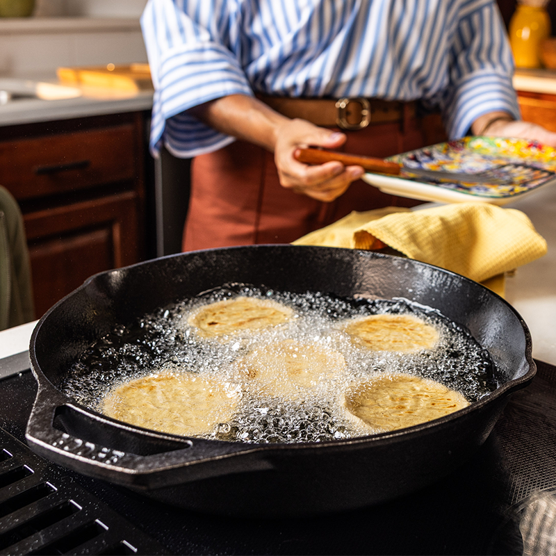 Classic Cast Iron Skillets - Image 132